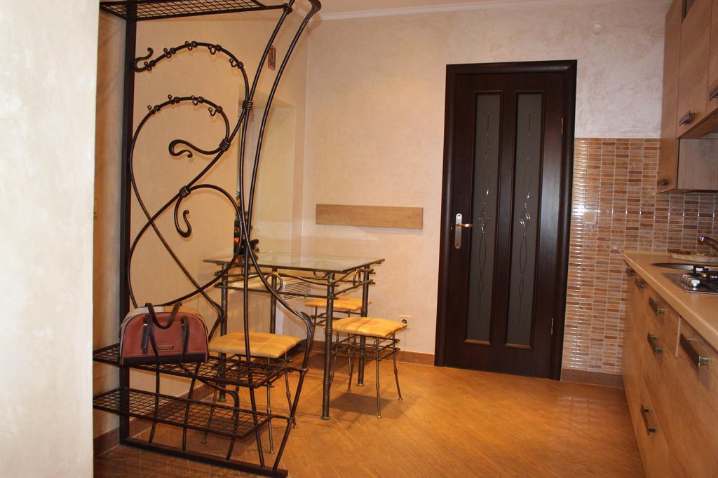 Apartment Roksolana 2 Lvov Exteriér fotografie